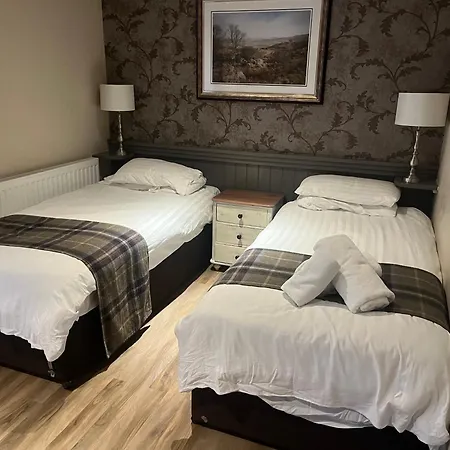 The Kings Arms Hotel 4*