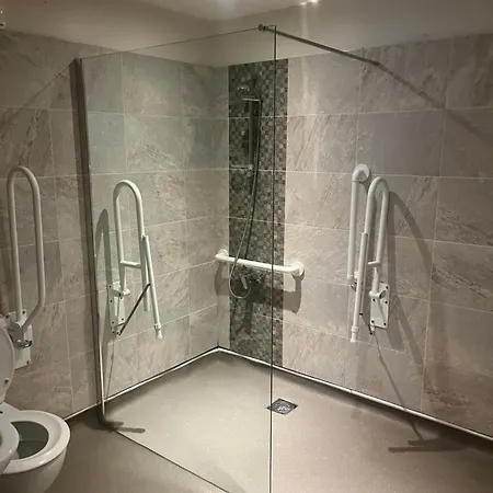 The Kings Arms 4*